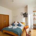 Bright Ruterra Apartment In The Heart Of Prague