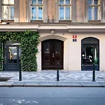 Boheme Apartments Charle\'S Square