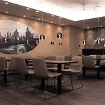 Motel One Prague-Florentinum