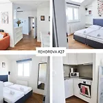 Rehorova Apartments By Pragueforyou