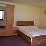 Hotel U Dvou Zlatych Klicu