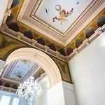 Ferdinand Apartment