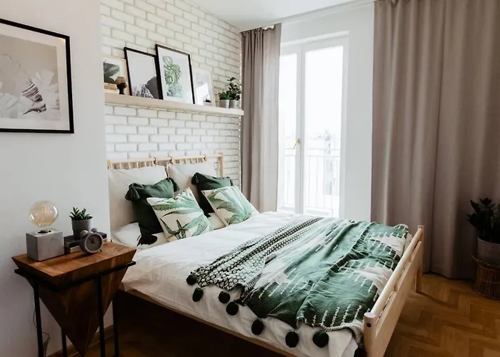 Loft Apartment With Balcony In Centre