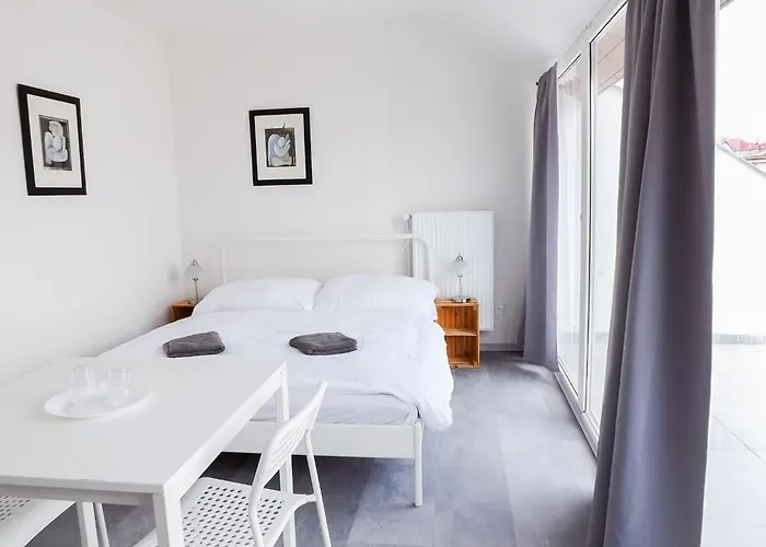 Angel Room With Large Terrace R6