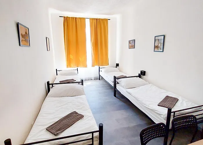 Traveller\'S Room F1