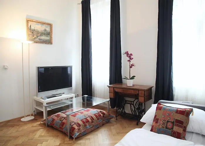 Charming Flats In Vinohrady | Praguestars