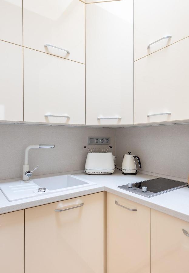 Apartment Cozy&quiet With A/c In Centre *