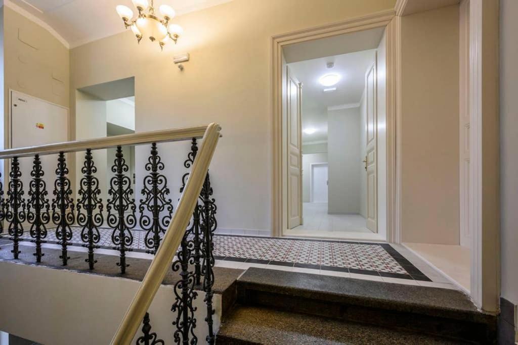 Apartamento Modern Cozy In *