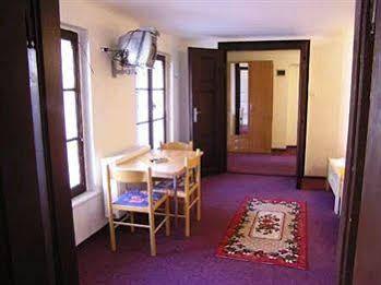 Hotel U Dvou Zlatych Klicu