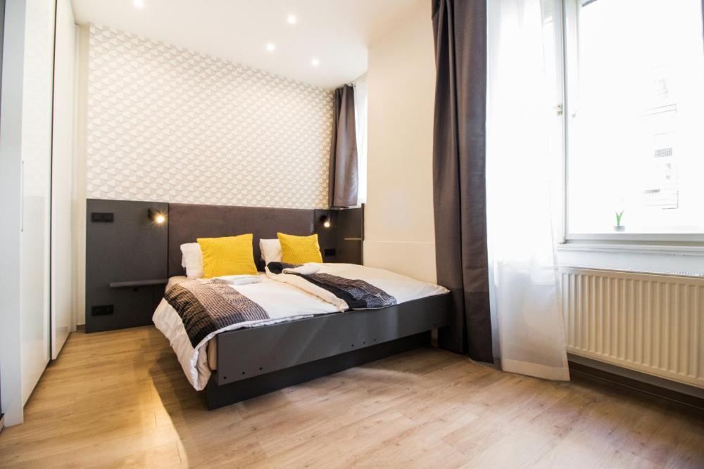 Apartment In The Hearth Of The City Centre, Old Town Square - 3min