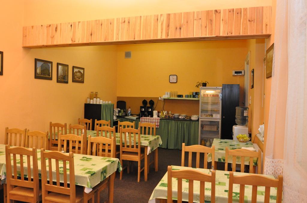 Hotel U Dvou Zlatych Klicu Prague