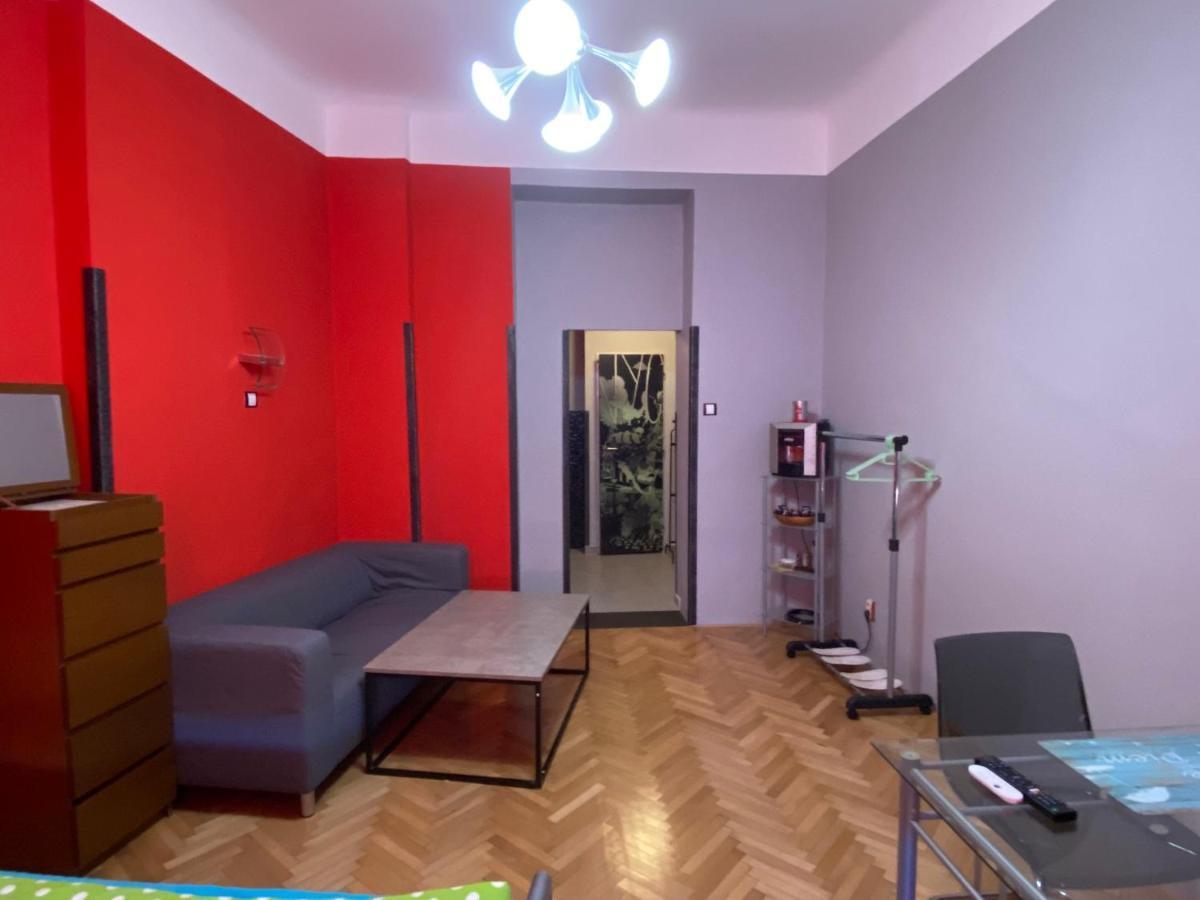 B42 Bed And Cafe * Prague