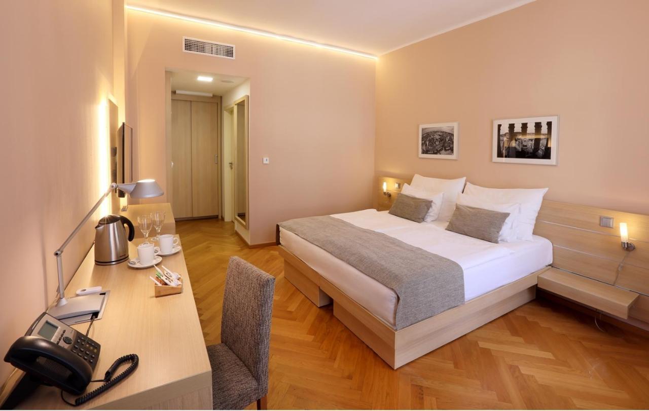 Otel Amarilis Prag