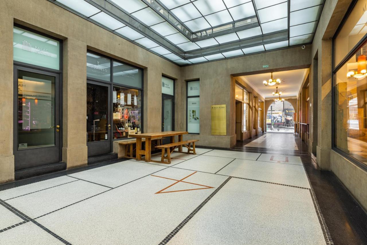 Dlouha Palace - Live In One Of The Streets Apartment Prague