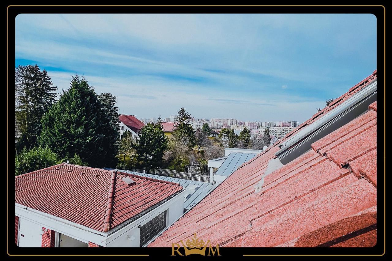 Rm Luxury In • 6 People • Free Parking • Pets Apartment Prague