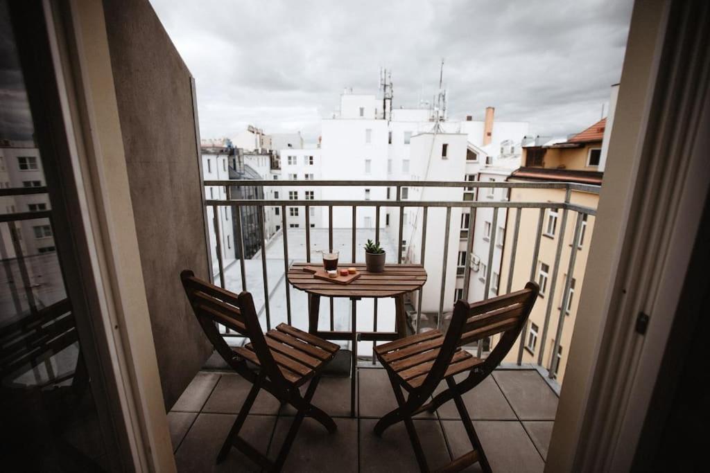 Appartement Loft With Balcony In Centre *