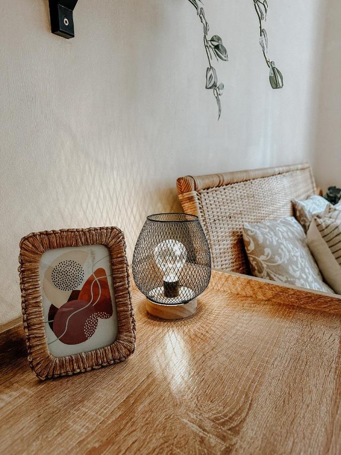 Daire Quiet Boho Lair 10 Min To Centre