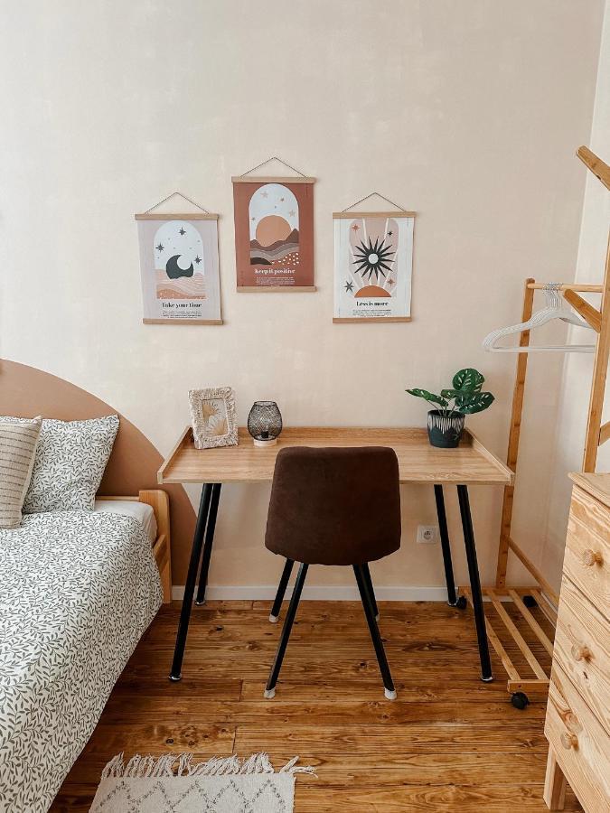 Quiet Boho Lair 10 Min To Centre Daire *