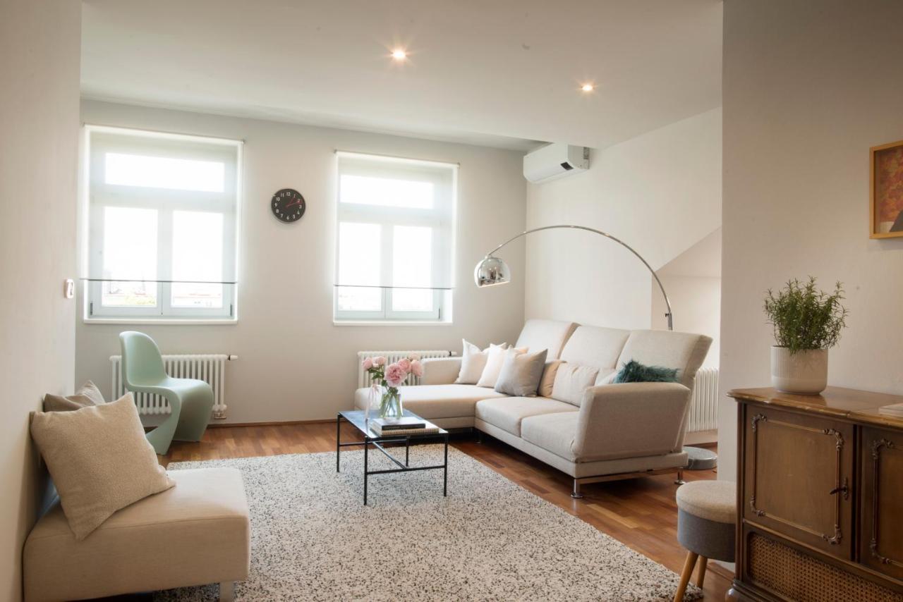Apartment Luxury Penthouse Prag