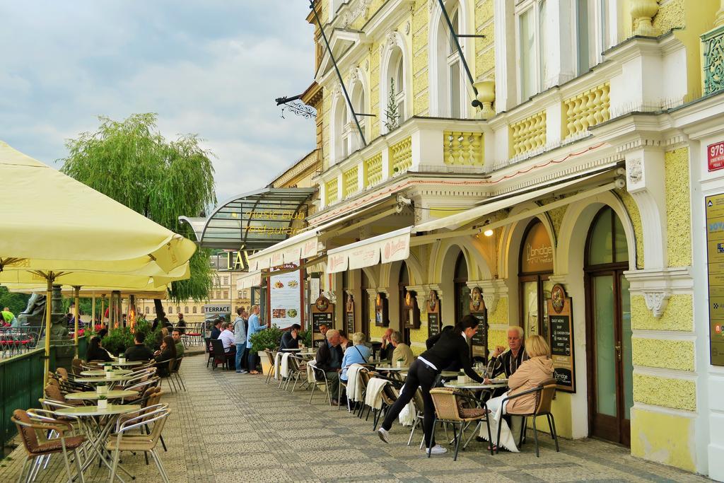 Garden Castle * Prague