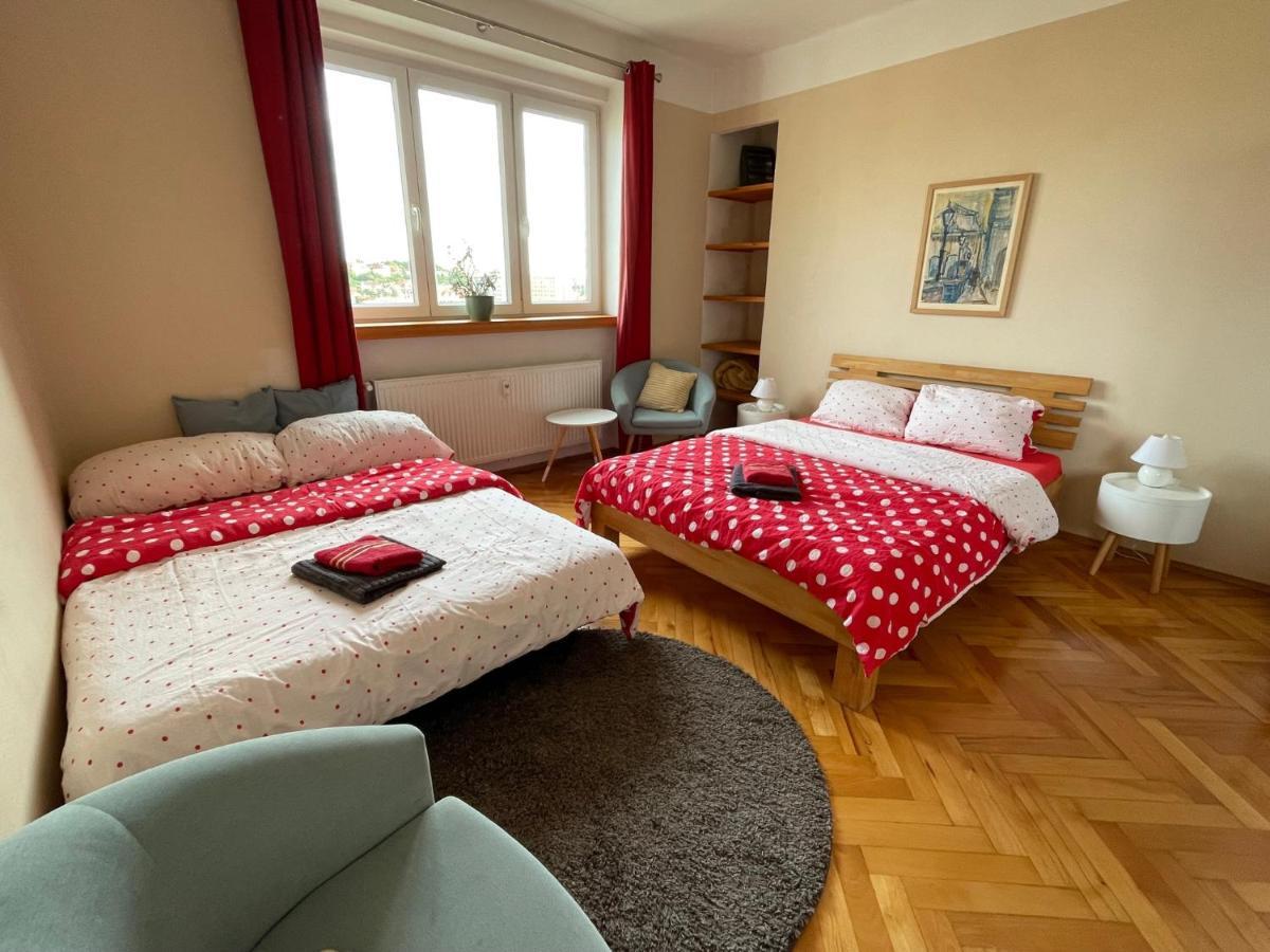 Light Cozy Flat Large Terrace Near Castle Apartment Prague
