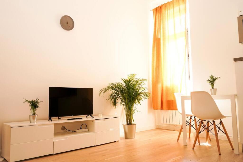 Centrally Located Gem In Prag