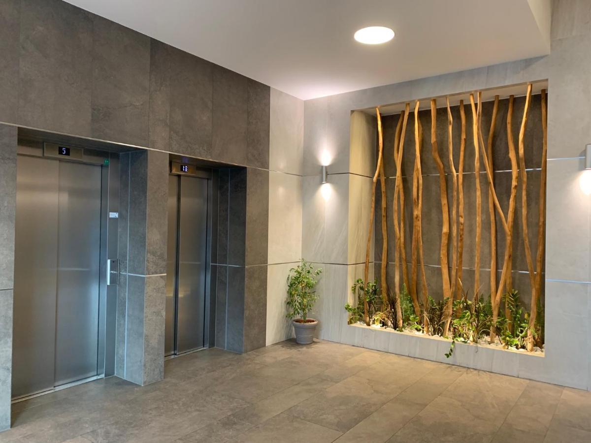 The Dawn Towers Zizkov Apartment Prague