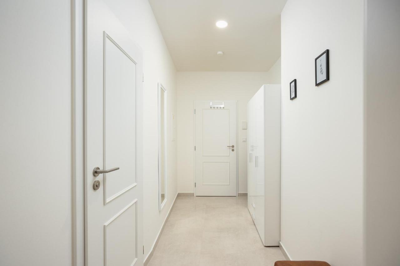 Florenc New Town Apartment *