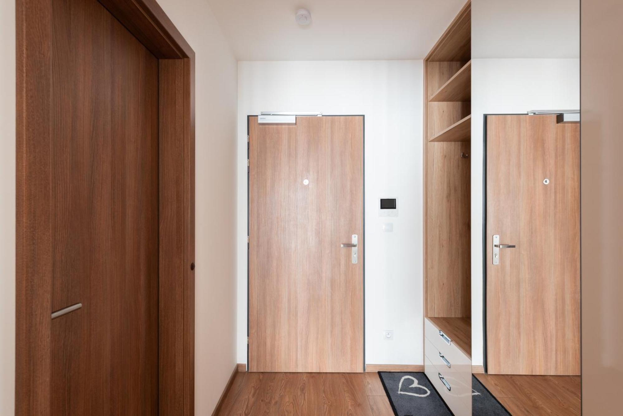 Luxury & Air-conditioned Osko Near The Center Prague