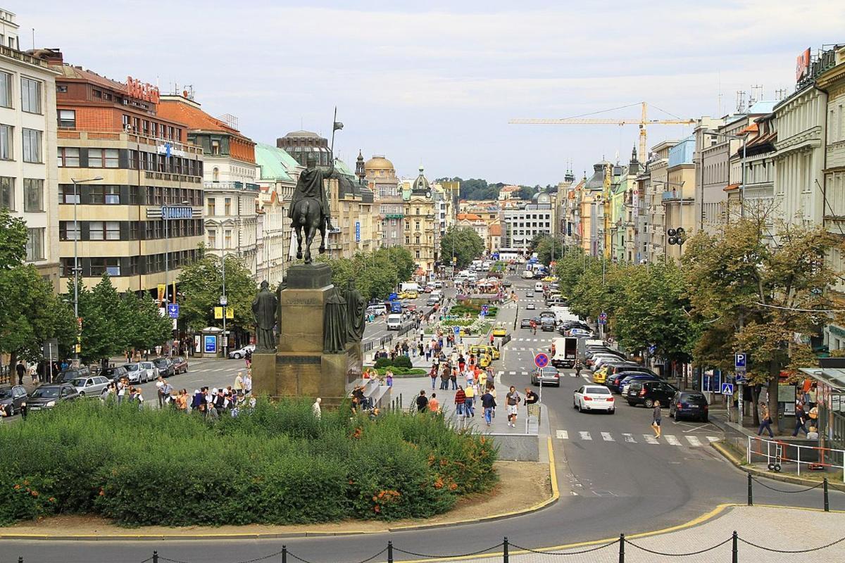 Wenceslas' Shi 02 * Prague