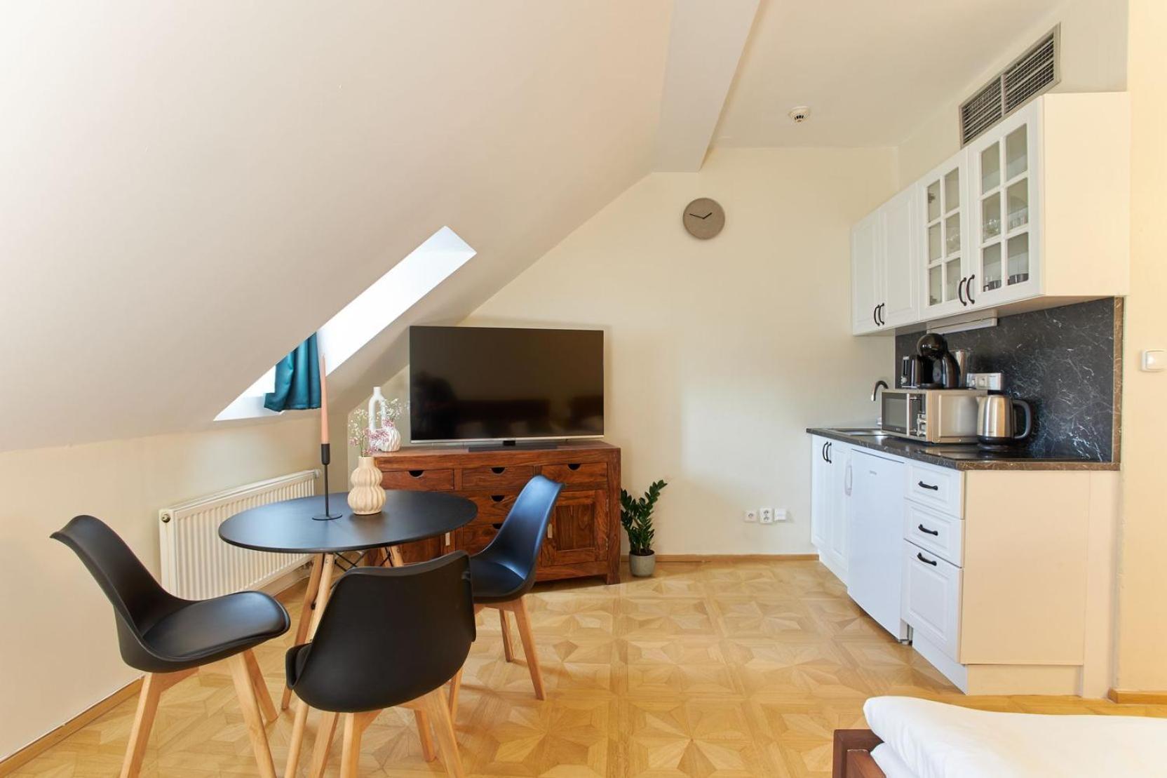 Apartment River View By Charles bridge