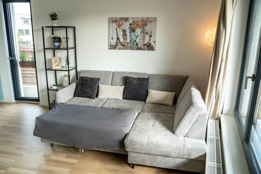 Free Parking- Newly Built Daire