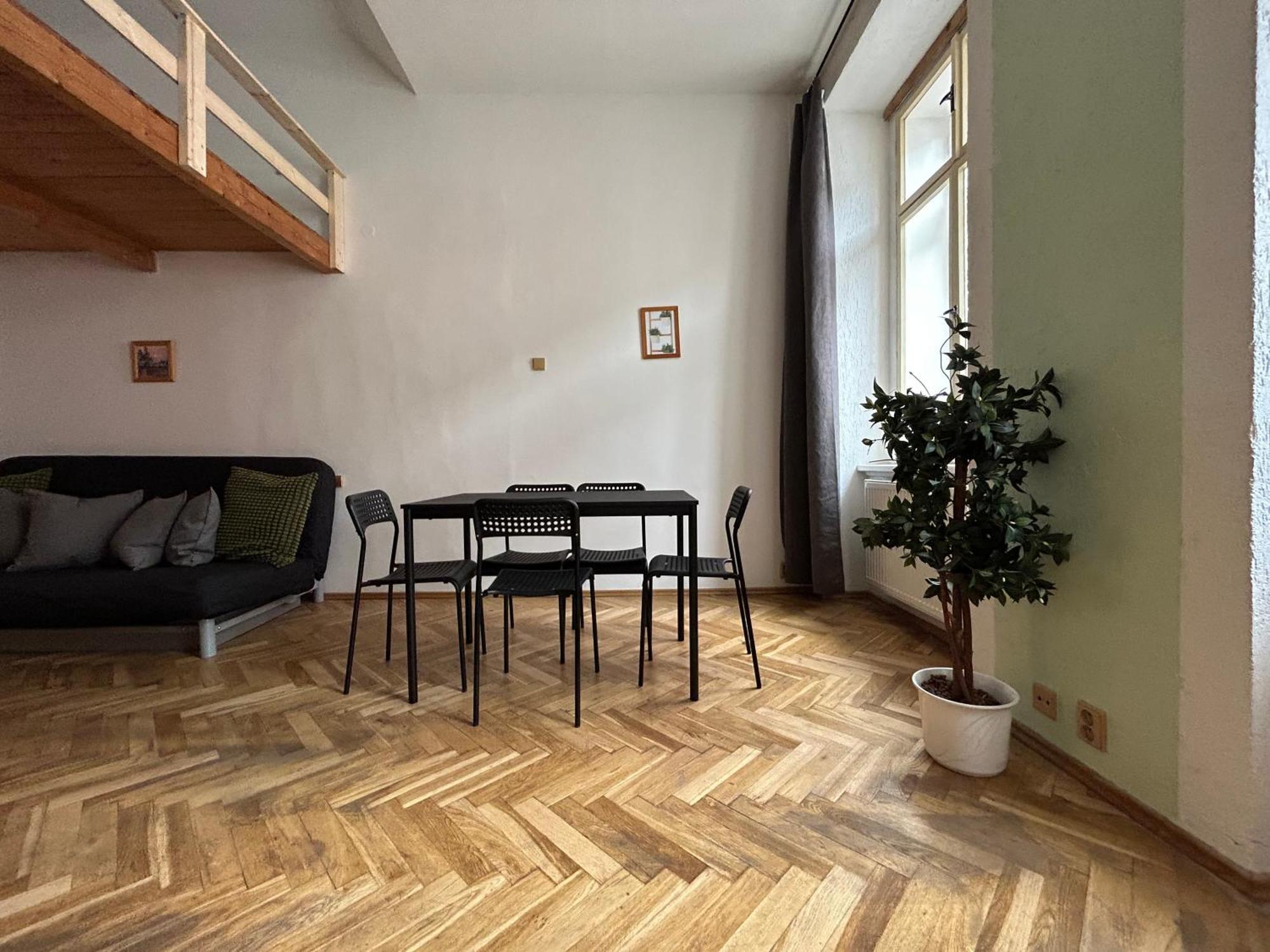 Appartement Party House - Ve Smeckach 18, Center!! *
