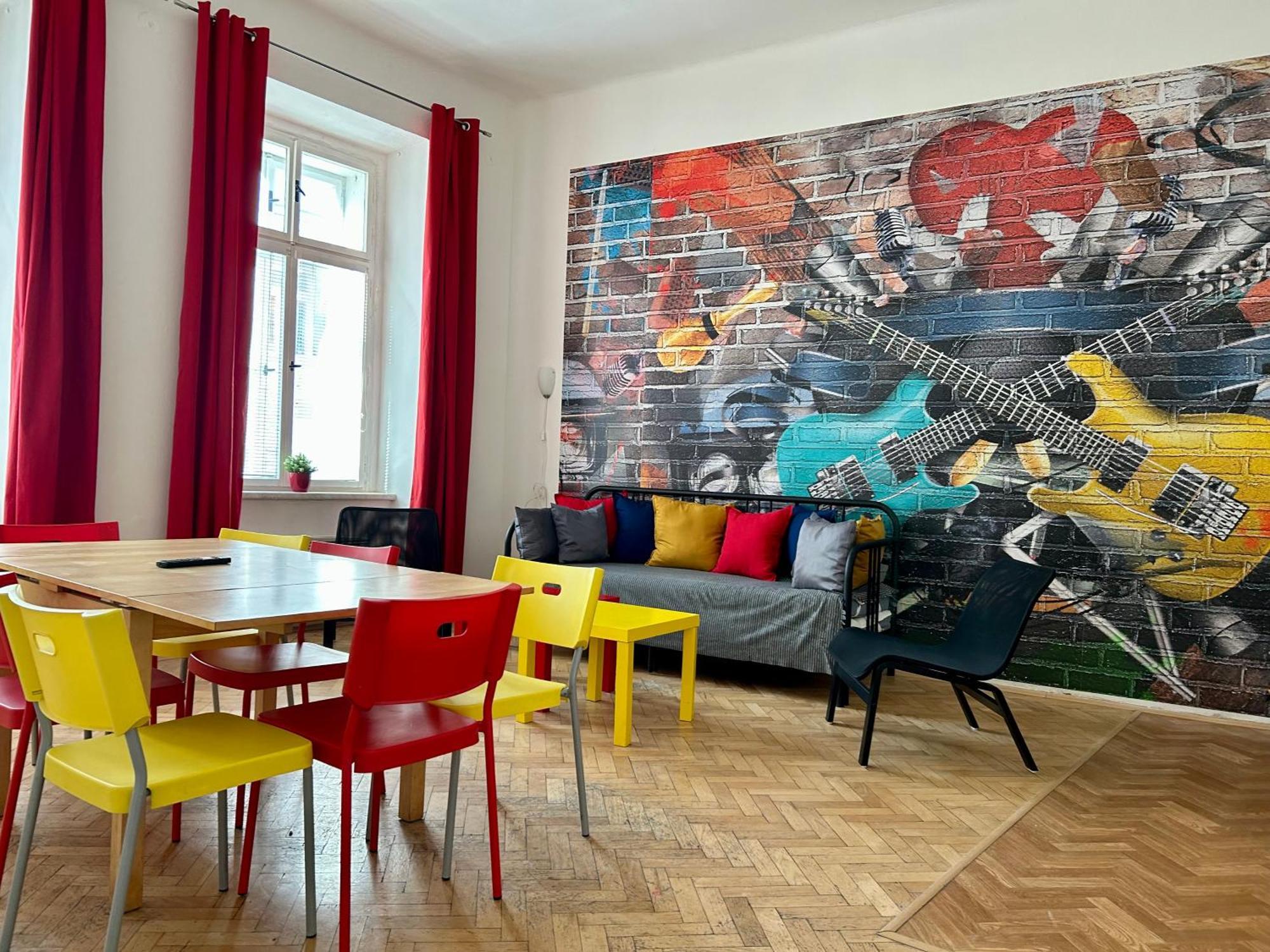 Appartement Party House - Ve Smeckach 18, Center!!