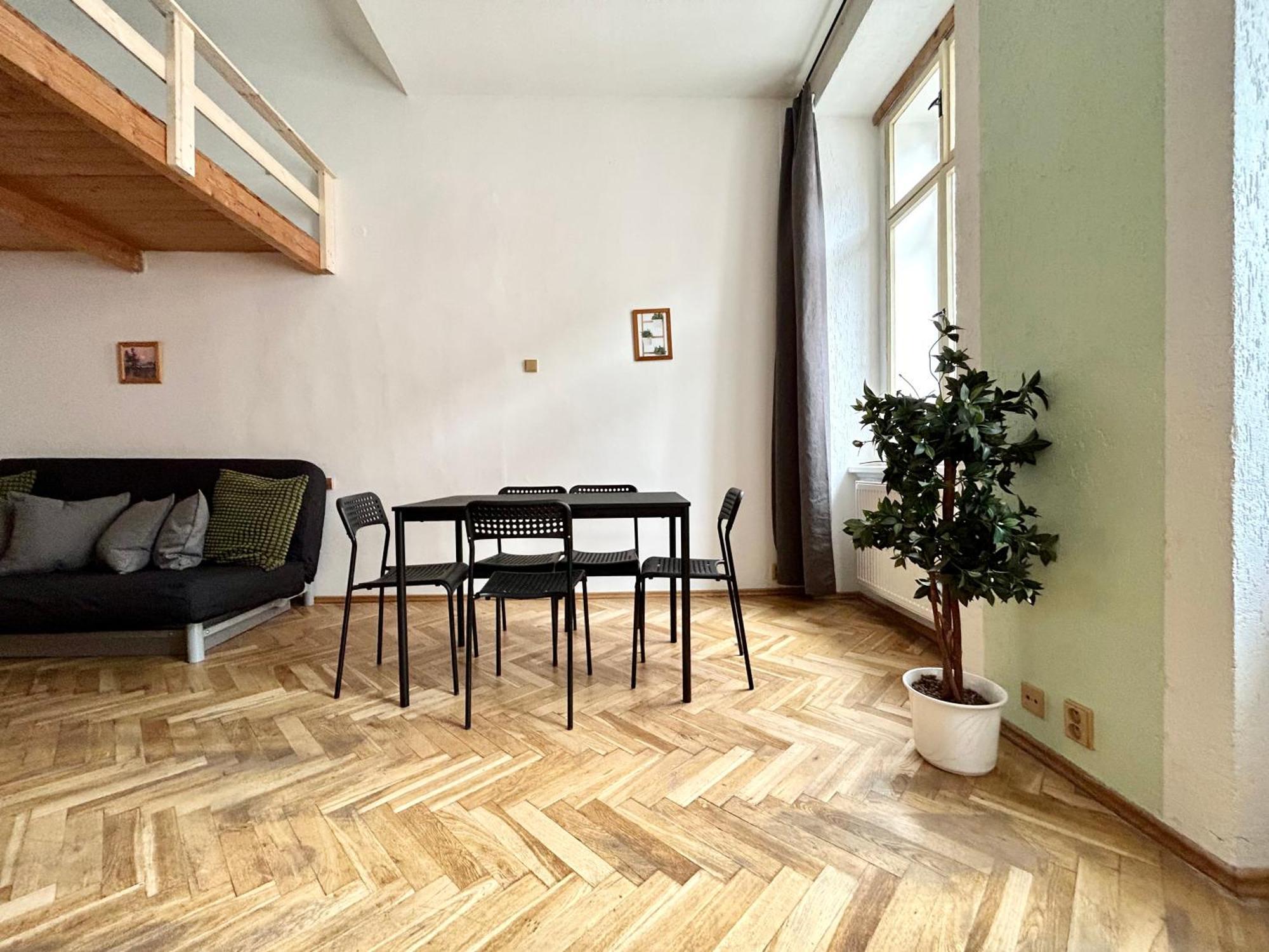 Party House - Ve Smeckach 18, Center!! Appartement *