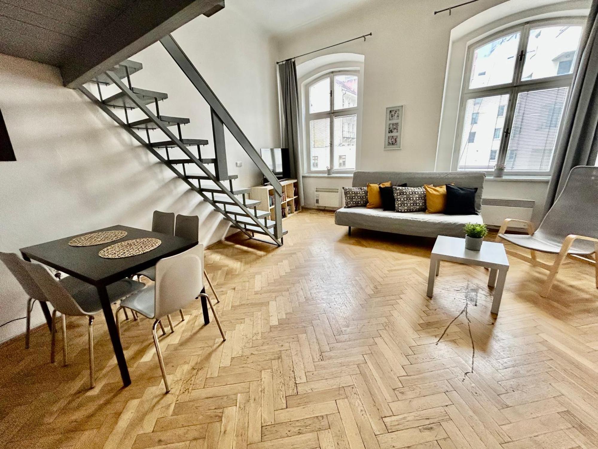 Appartement Party House - Ve Smeckach 18, Center!! *