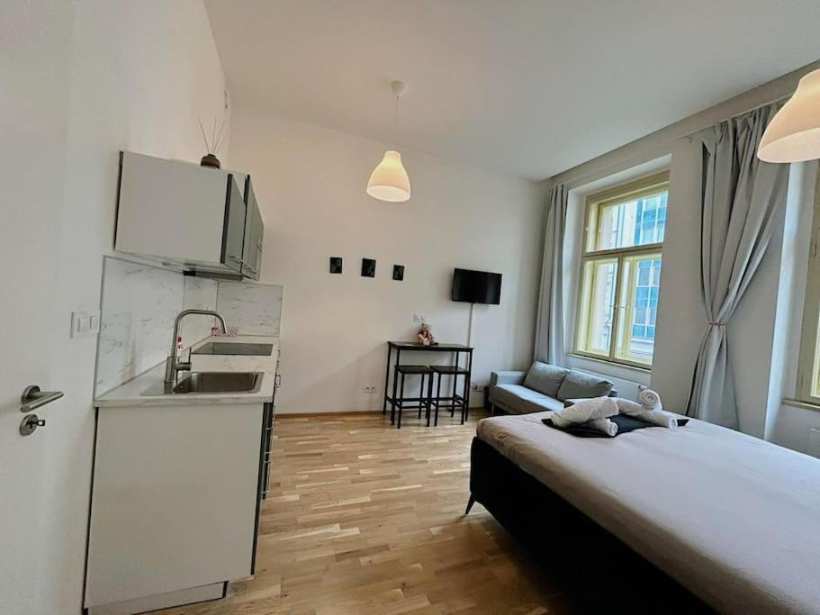 Near Muzeum 1 Apartment