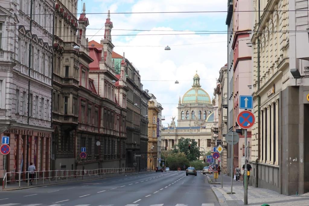 Apartment Near Muzeum 1 Prague