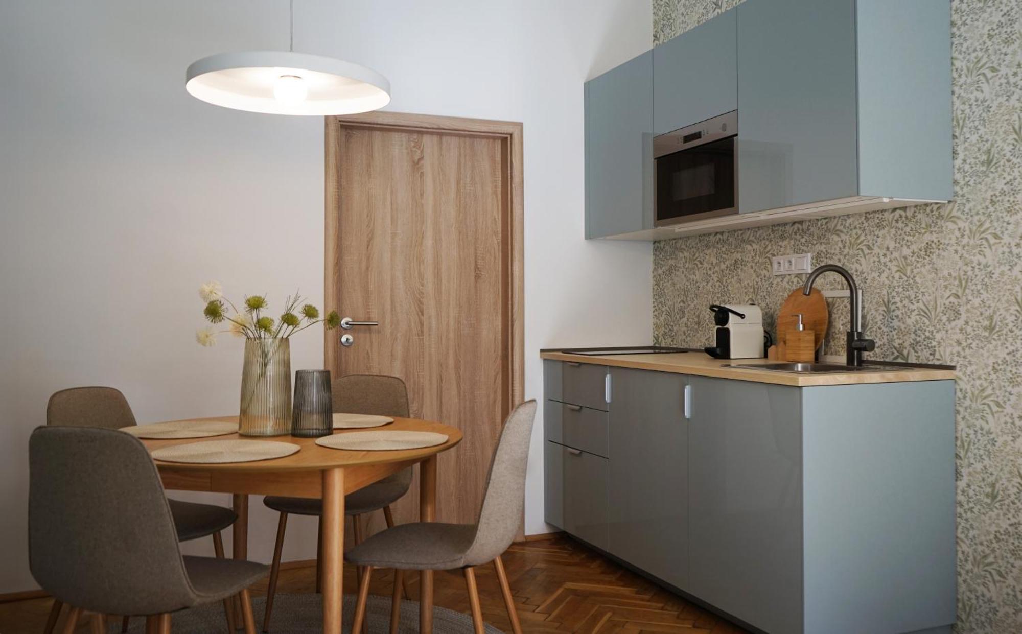 Romanticky Apartman U Centra Prahy * Prague