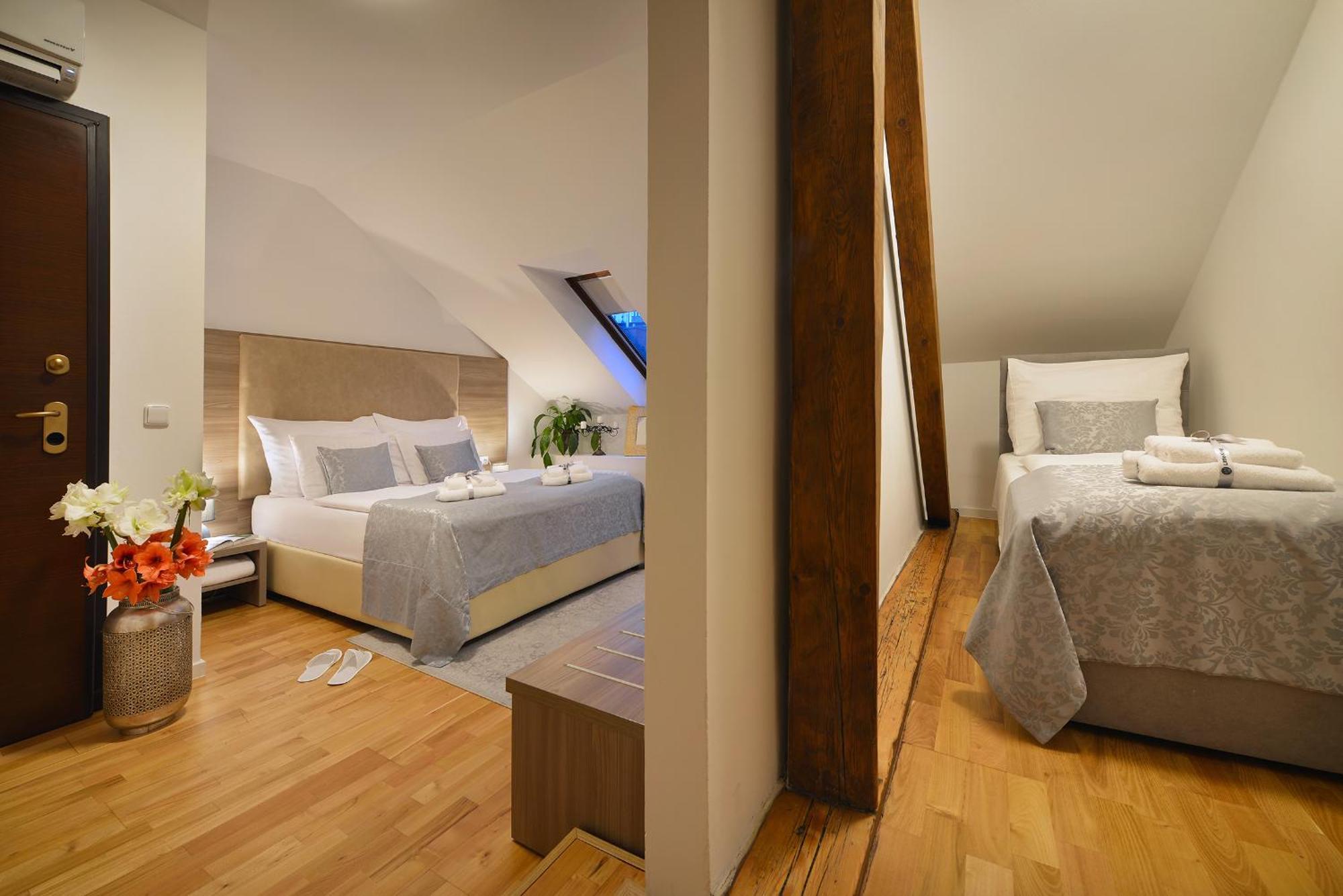 Aparthotel Little King Old Town