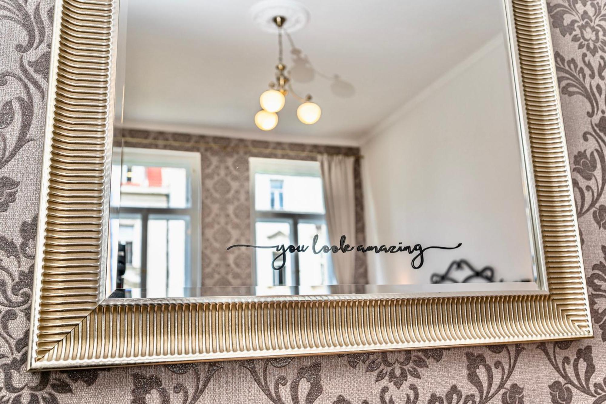 Apartamento The Old Town Square & Parizska *