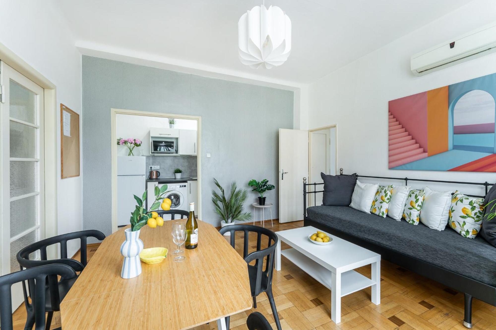 La Terrasse Center Apartment *