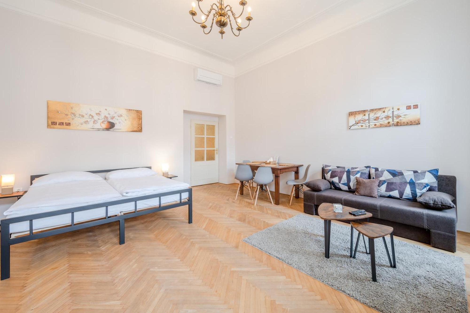 Daire Palace Petrarca Prag