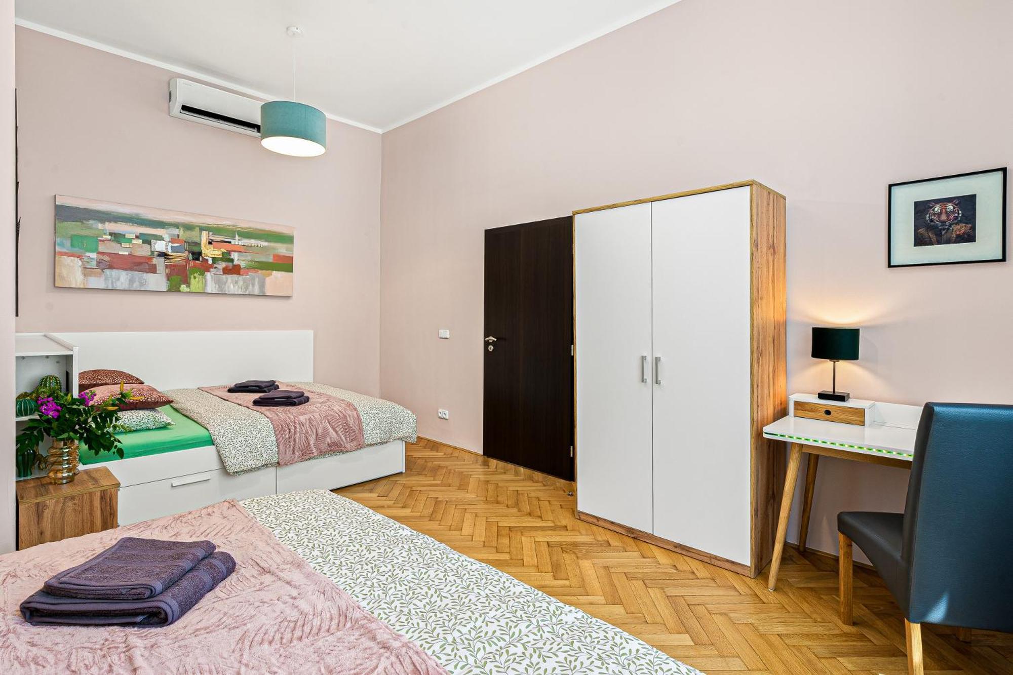 Oasis At Charles Square Apartamento Praga