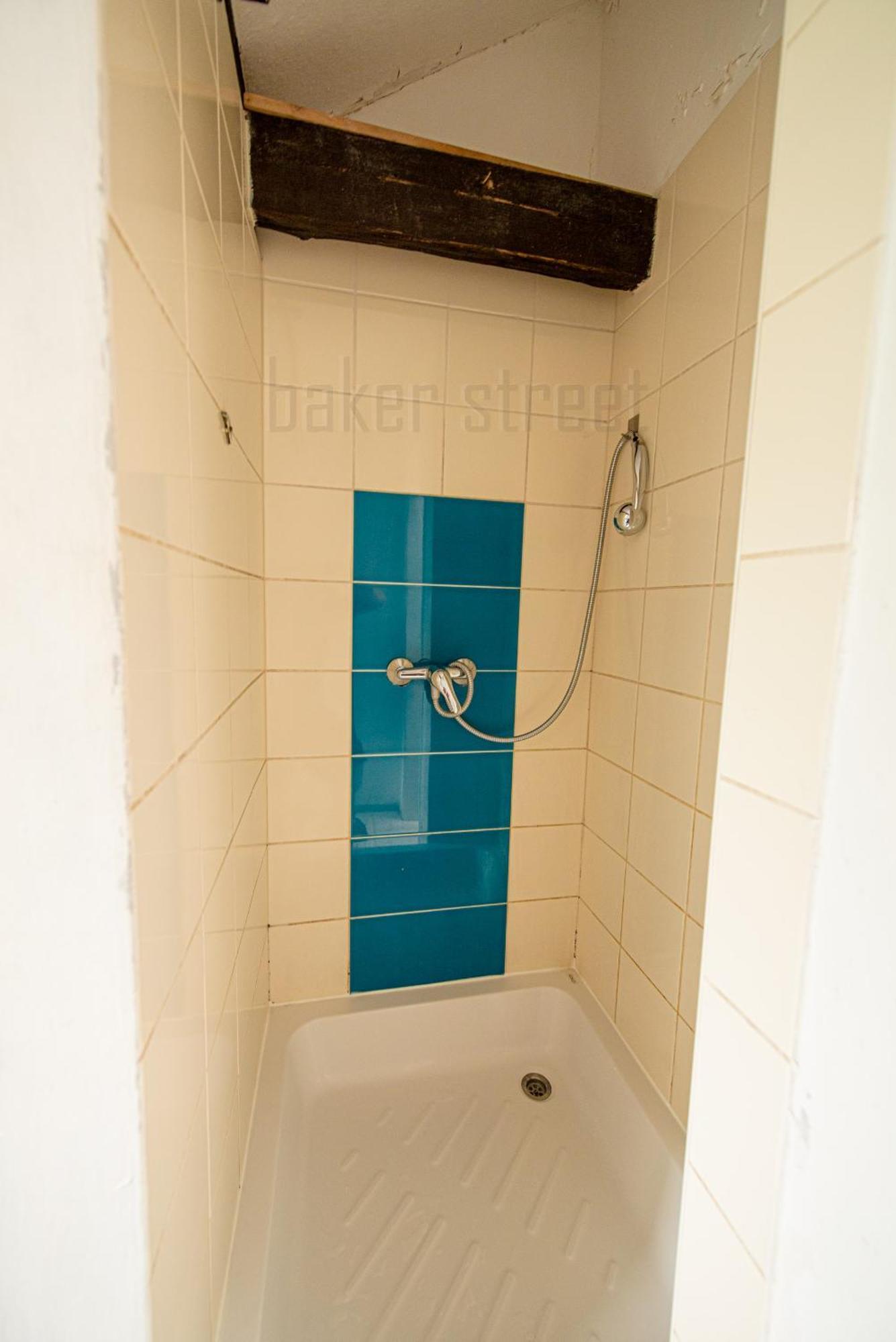 Apartment Attic 3 Bedrooms With 2 Bathrooms Prague