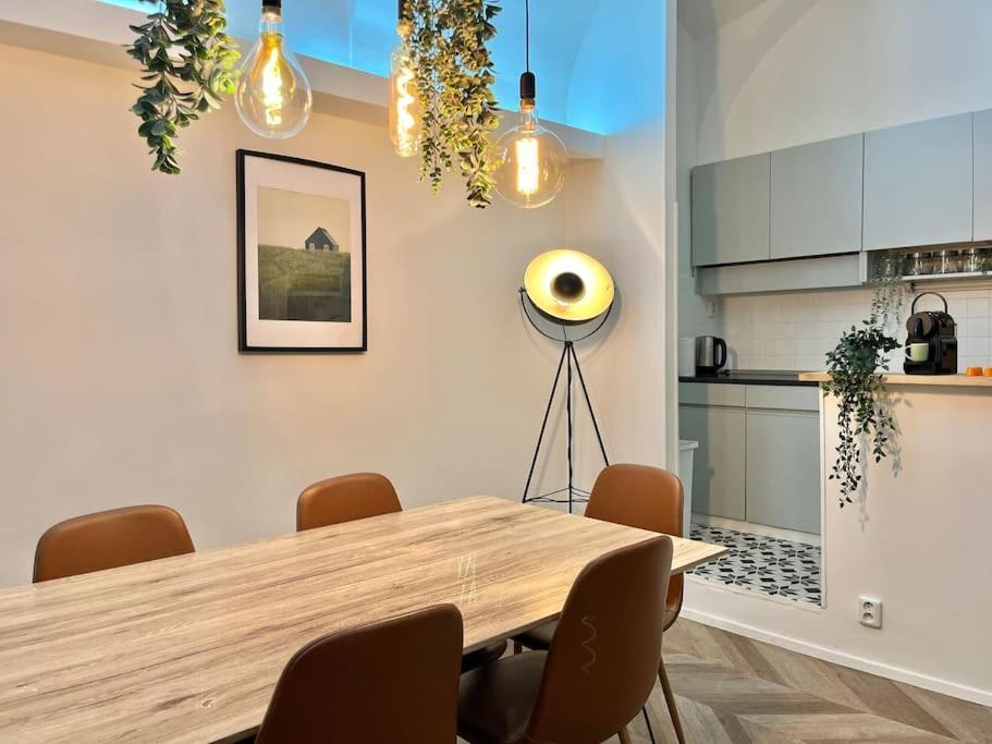 Apartment Beautiful New Town Prag