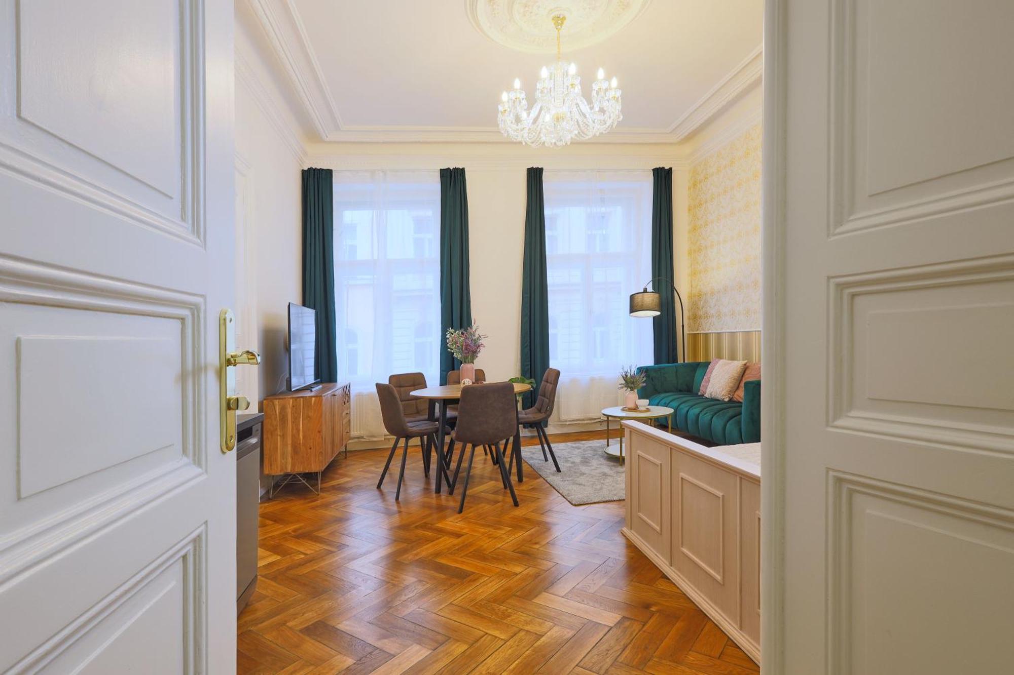 National Theatre Elegance Appart hôtel *