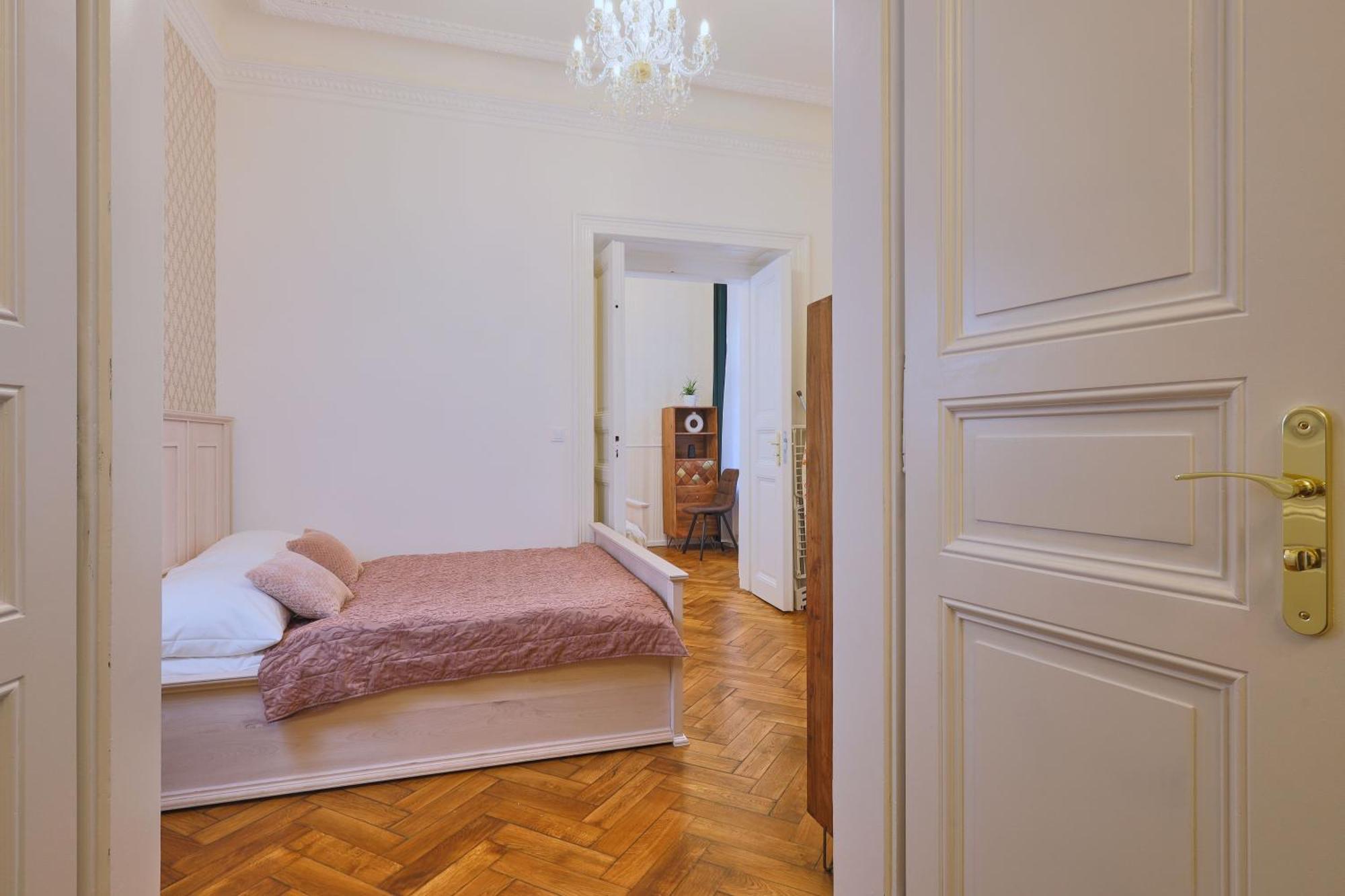 National Theatre Elegance Appart hôtel Prague