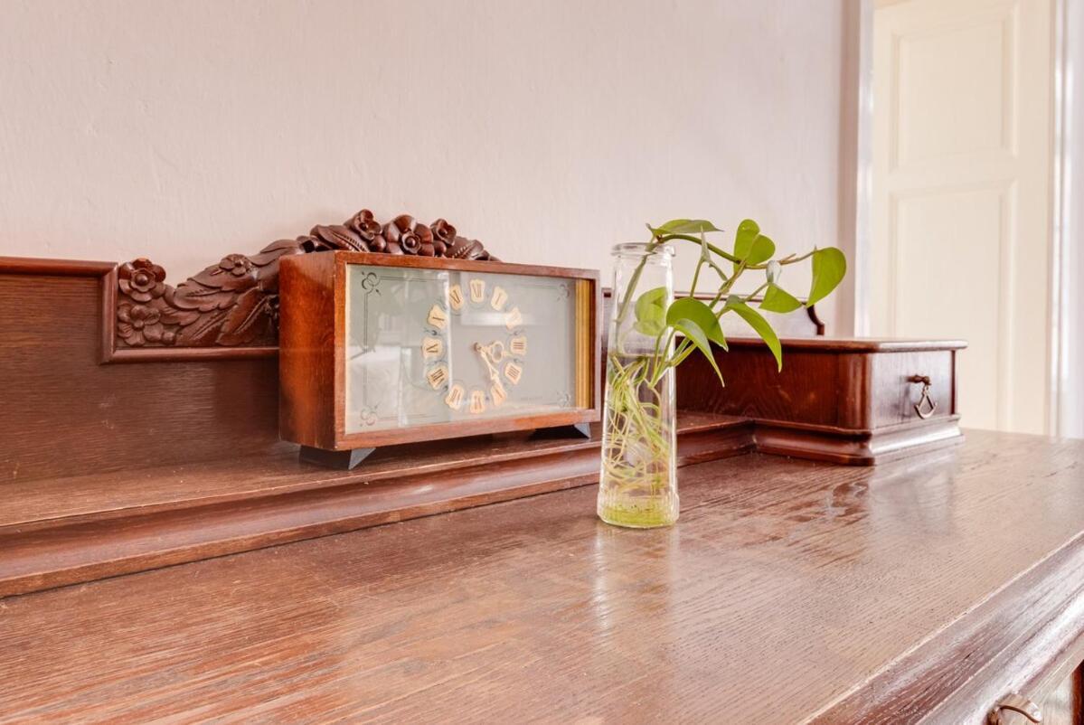 Old Town Magical Comfy 2bdr Historic House Apartment *