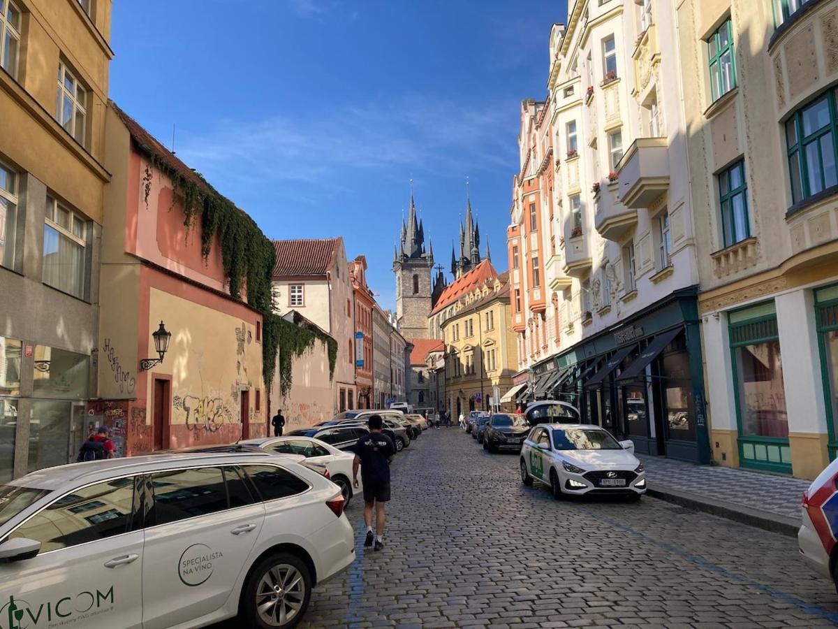 Old Town Magical Comfy 2bdr Historic House Apartment Prague